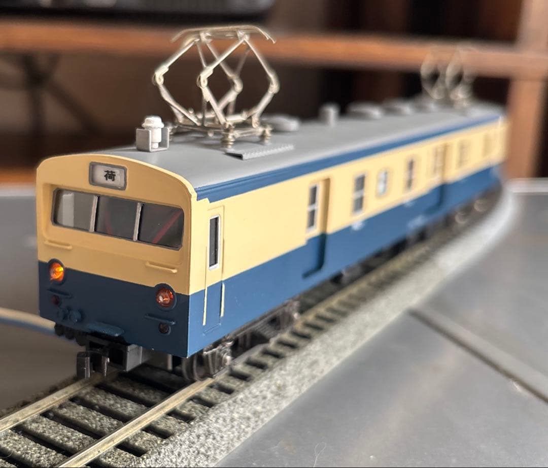 カツミ　クモユニ74 スカ色