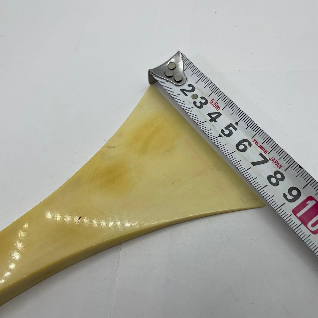 ヴィンテージ   天然素材　バチ　重さ約　102g  #386