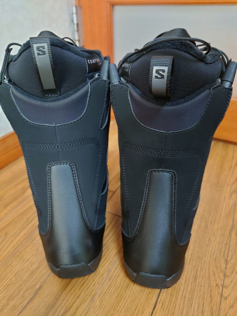 SALOMON スノーボードブーツ