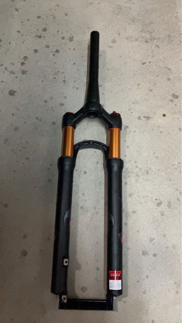 XC32エアーサスペンションブラック/オレンジ