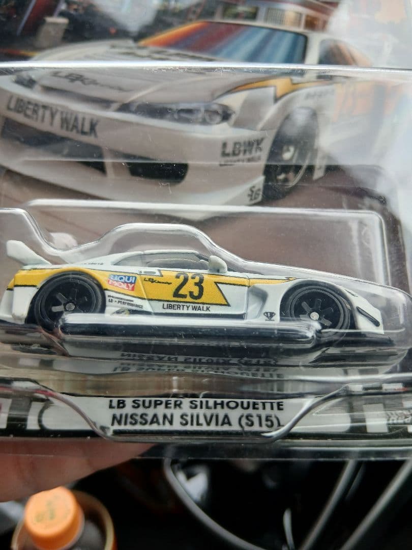 ホットウィール リバティウォーク エラー Gtr35。