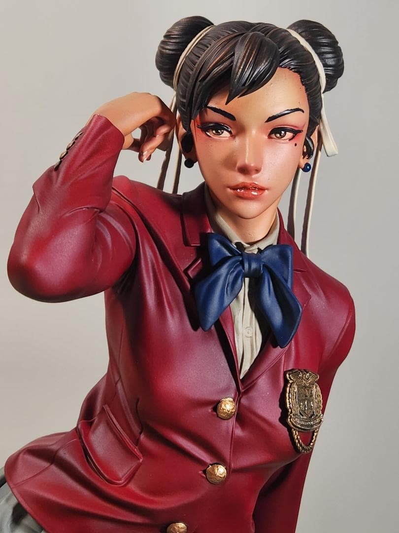 制服姿の春麗 ガレージキット塗装済み完成品