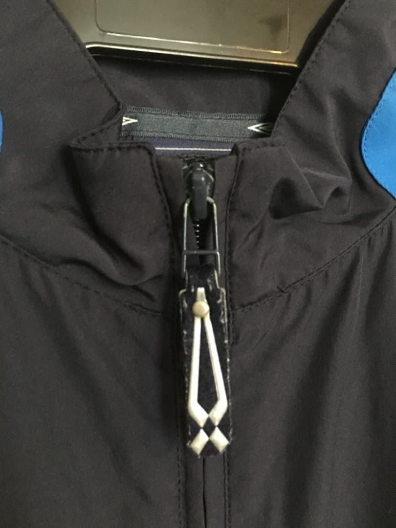 古着 アンブロ イングランド代表 ウインドブレーカー 紺 L