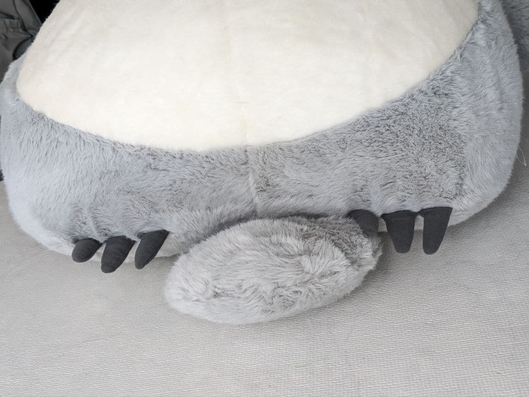 となりのトトロ 大トトロ お昼寝クッション グレー 特大ぬいぐるみ 特大