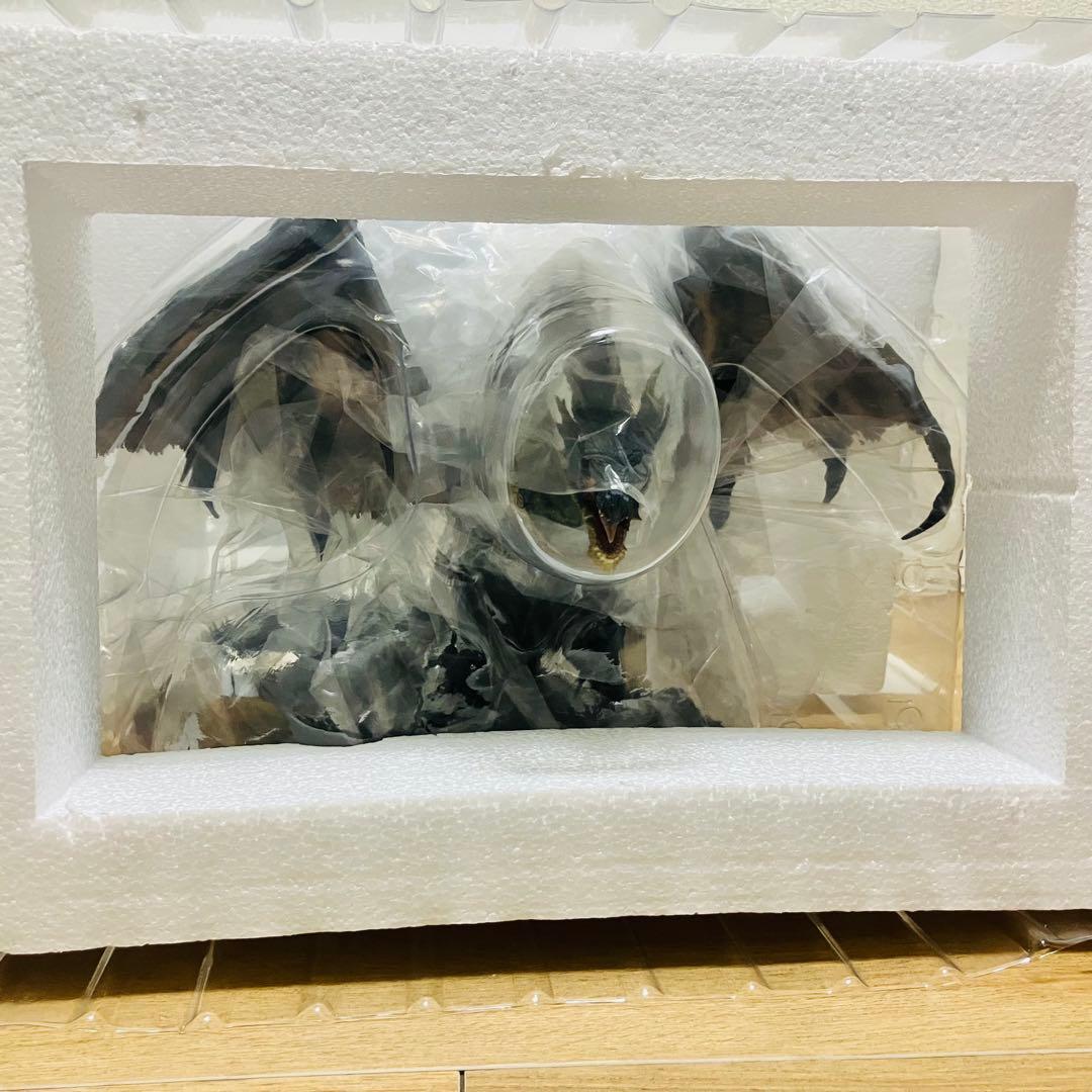 【極美品】黒龍ミラボレアス CFB クリエイターズモデル フィギュア