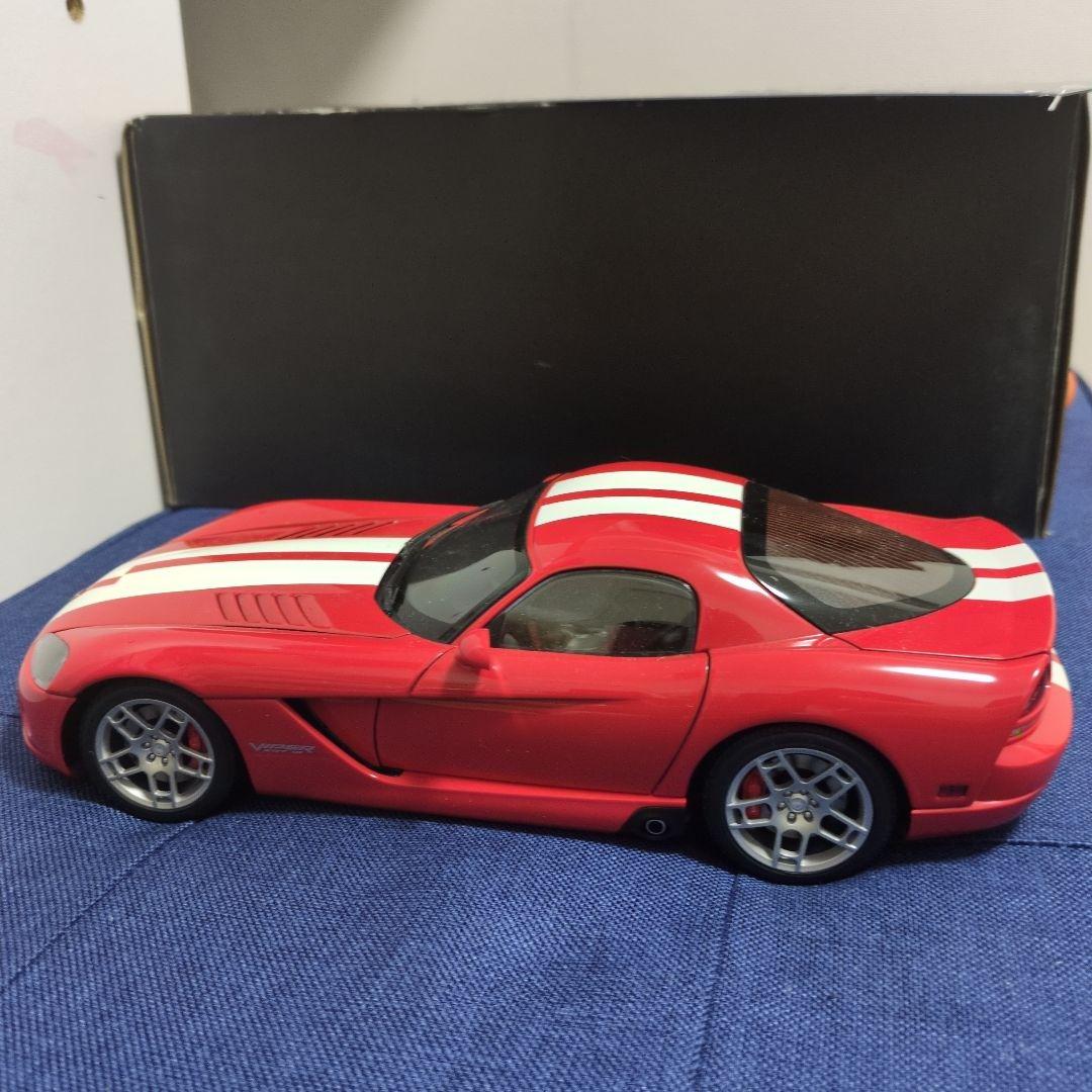 dodge viper SRT10 coupe オートアート 1/18 2008