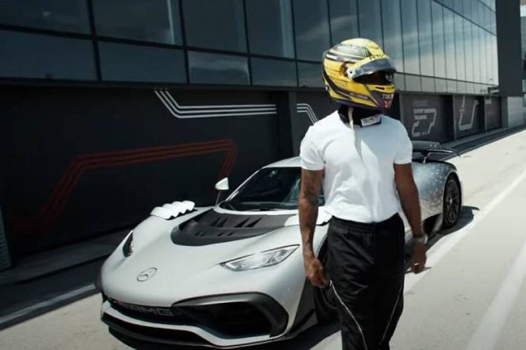 1/18 NZG メルセデス AMG ONE 後期改修 エンジン再現あり