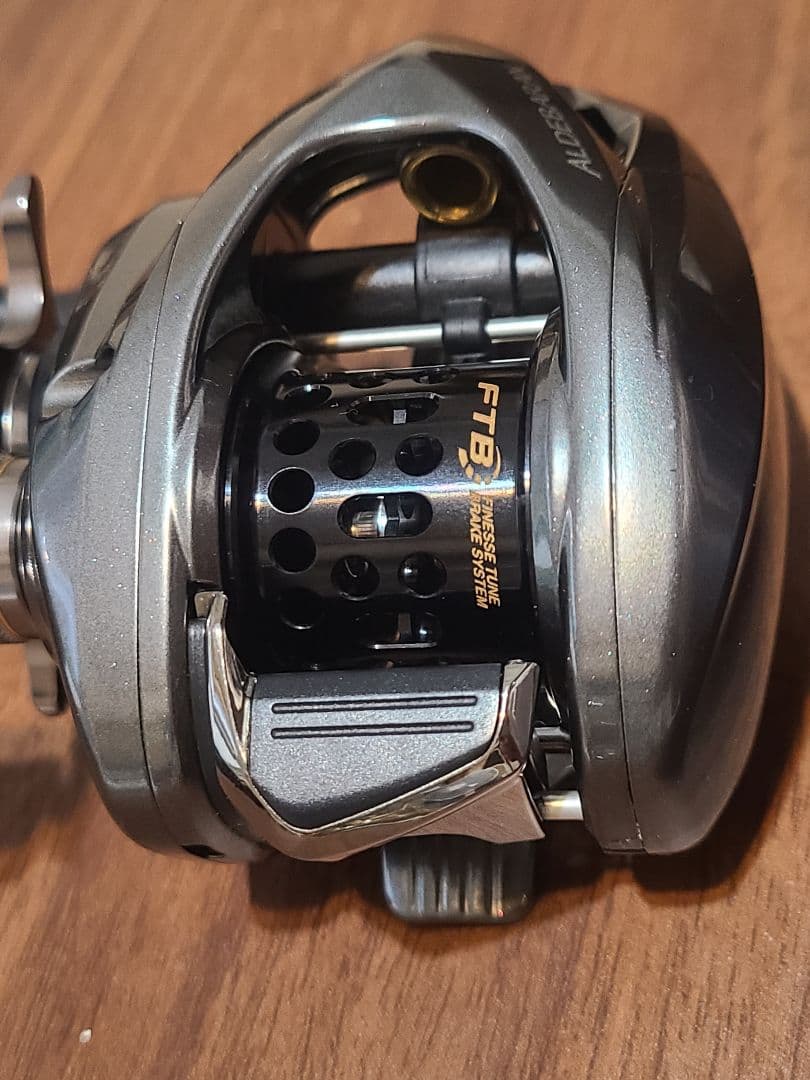 『良品』シマノ　アルデバランBFS　レフトハンドル　値下げ不可