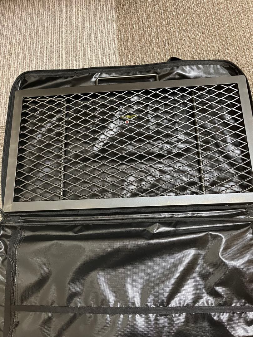 アイアンテーブル低っ　初回限定プレート　サンゾー工務店　アシモクラフツ