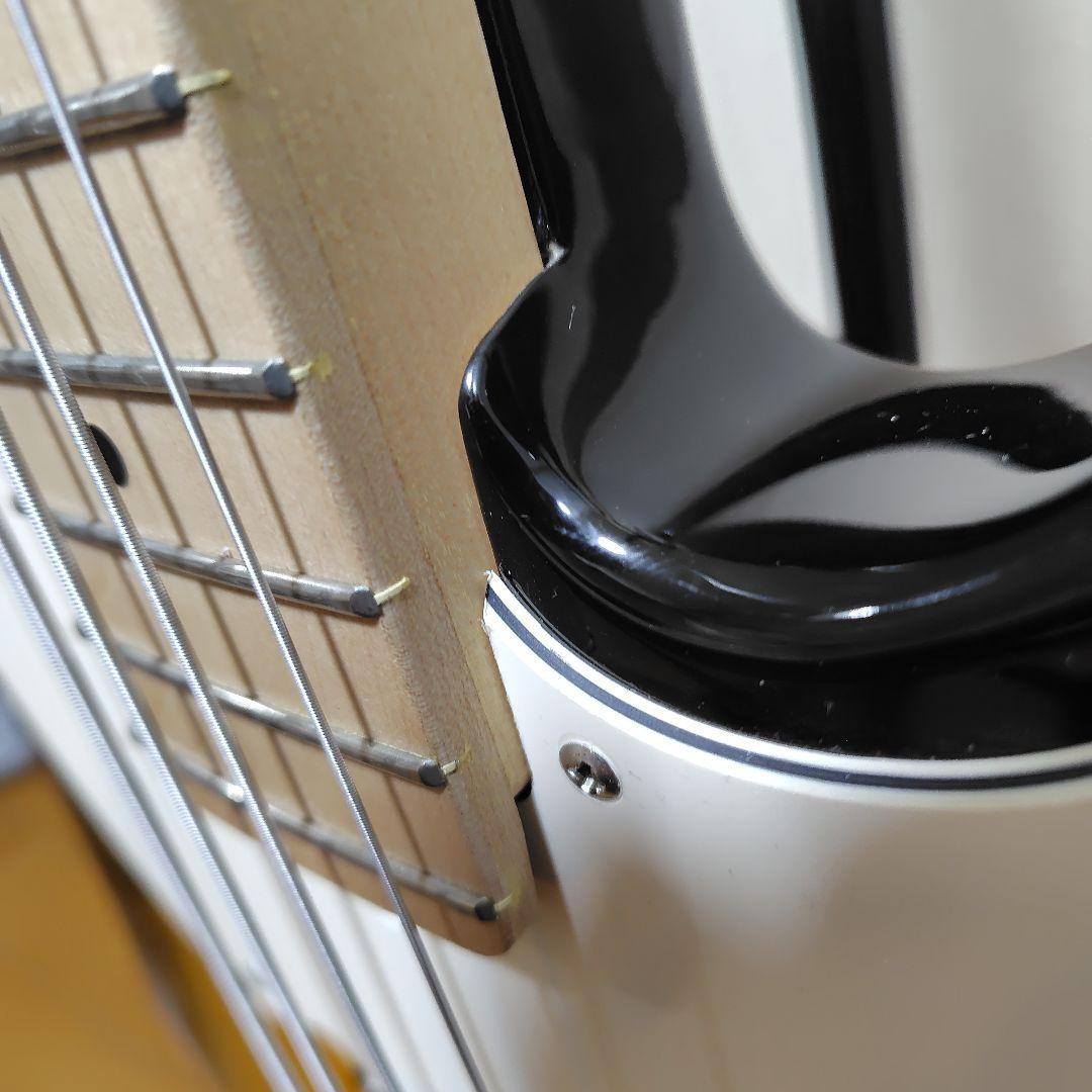 Bacchus OPBタイプ 4弦ベース