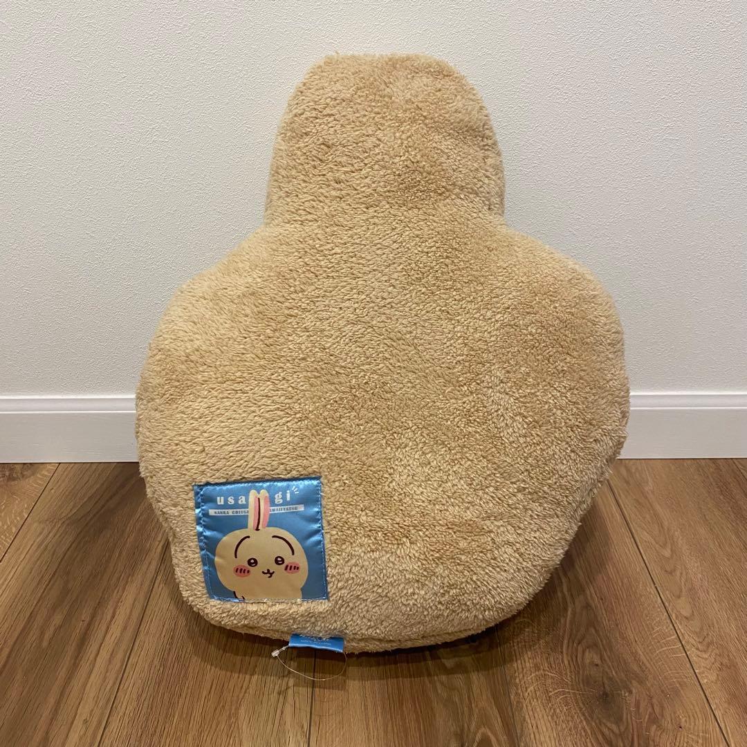 【メルカリ市限定価格】ちいかわもこもこダイカットクッションうさぎハチワレモモンガ
