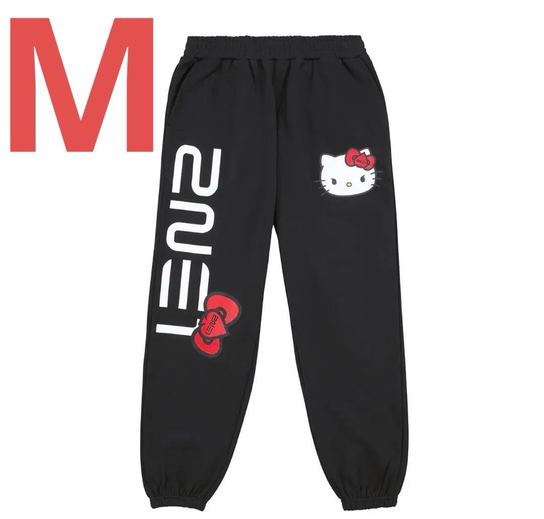 新品未使用　2NE1×キティコラボグッズ　スウェットパンツブラック黒Mサイズ