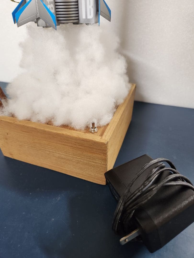 【最終値下げ！】30%オフ　衝撃プライス！TB1号ソフビ40cm電飾プロ製作