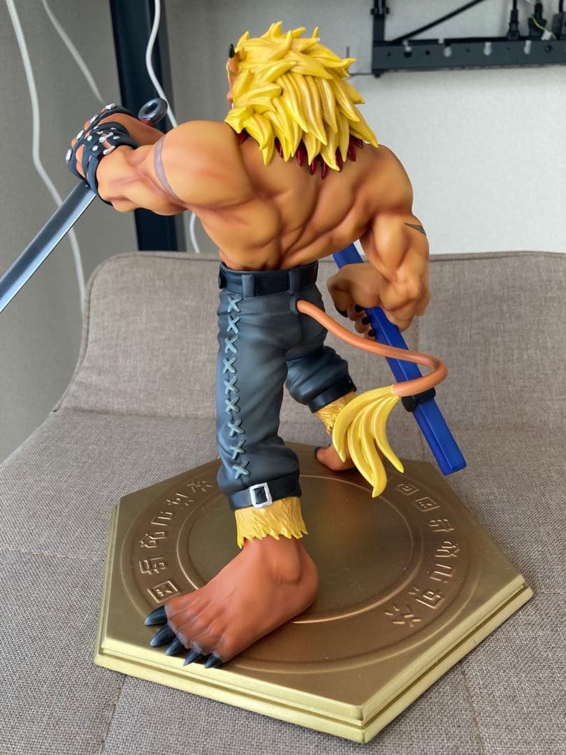 レオモン フィギュア　デジモン