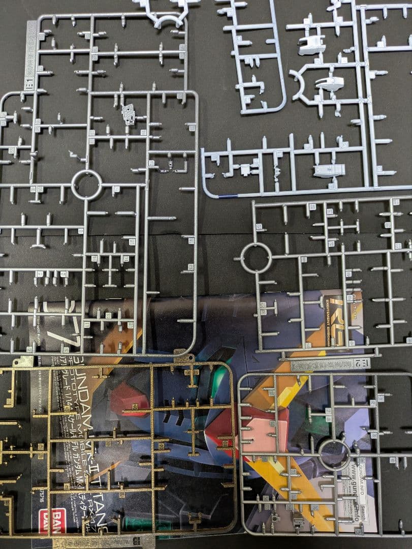 RG　ガンダムマークII　ロールアウト前風　塗装済　外装パーツ付属