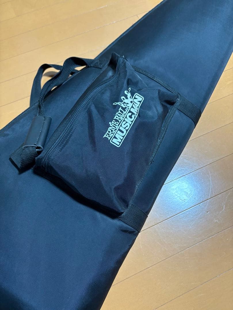 【美品】Music Man StingRay 4弦ベース 純正ケース付