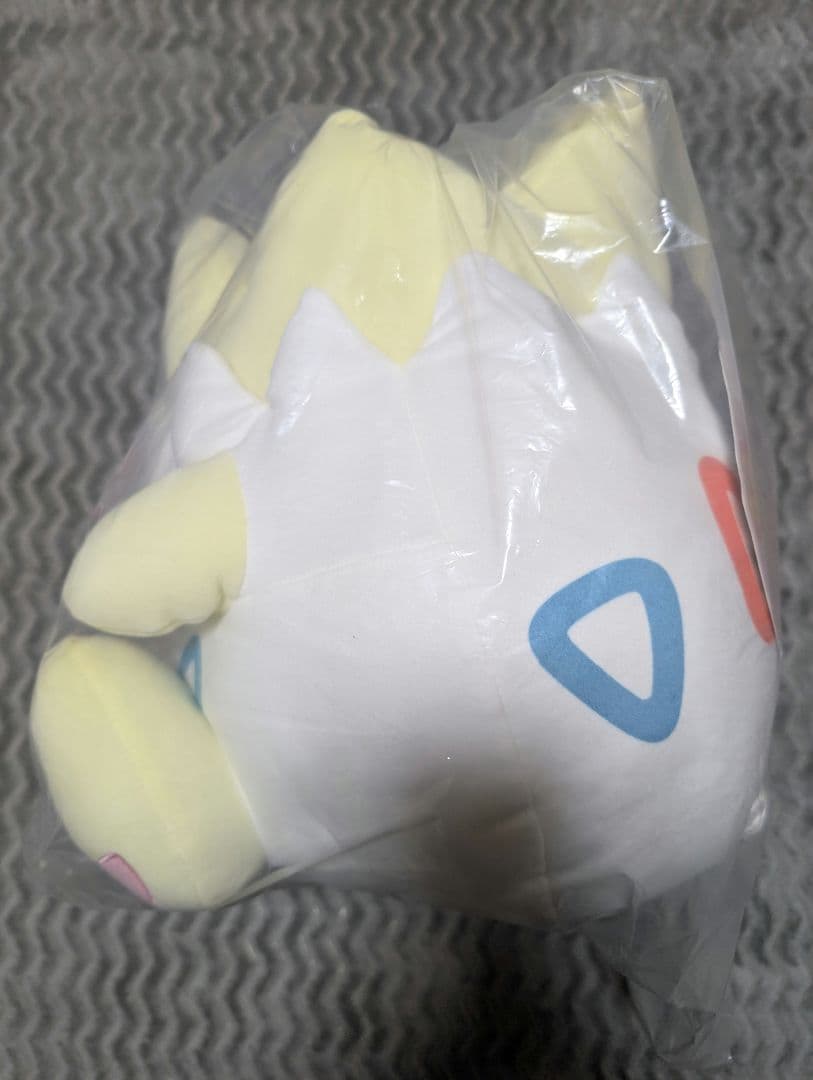 新品　もっちりっちぬいぐるみ トゲピー　ポケモンセンター