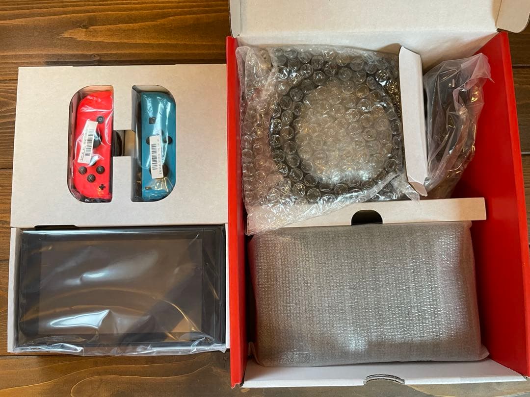 Nintendo Switch 本体 新型 2023年4月購入品