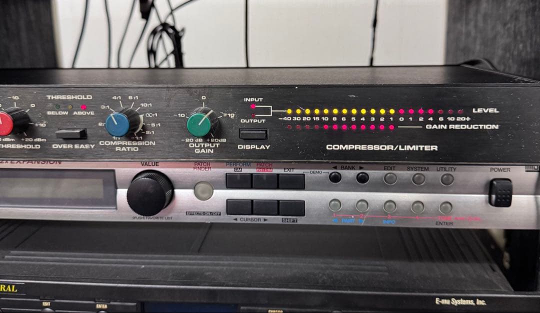 dbx 160X コンプレッサー/リミッター