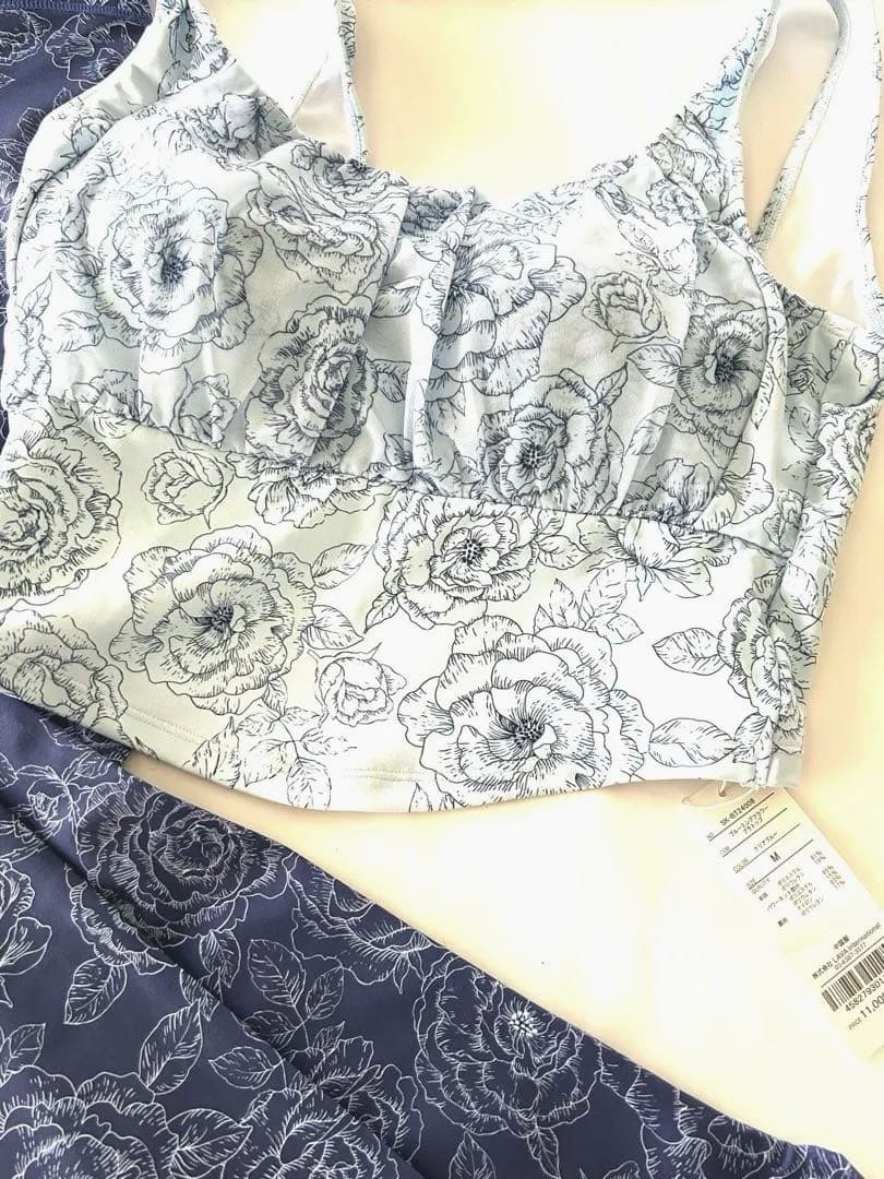 タグ付新品スカーラ　上下セット　MブラトップとSレギンス　SUKALA2バック付