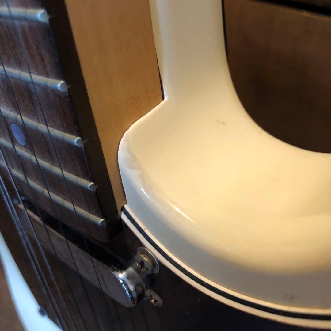 Legend テレキャクター　エレキギター