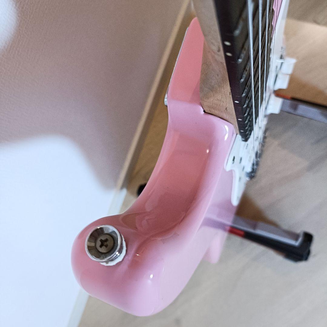 【メンテ済】Squier ストラトキャスター エレキギター 本体 ピンク