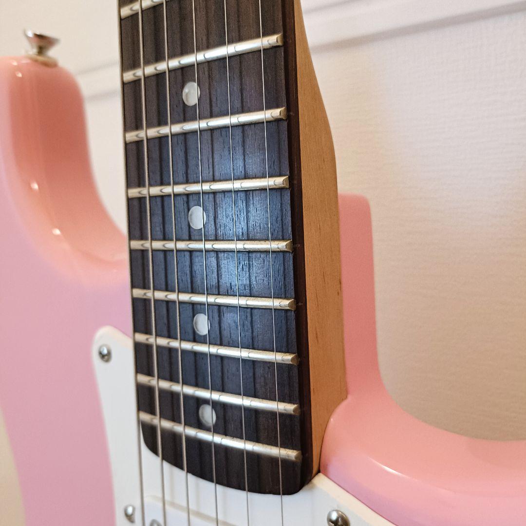 【メンテ済】Squier ストラトキャスター エレキギター 本体 ピンク