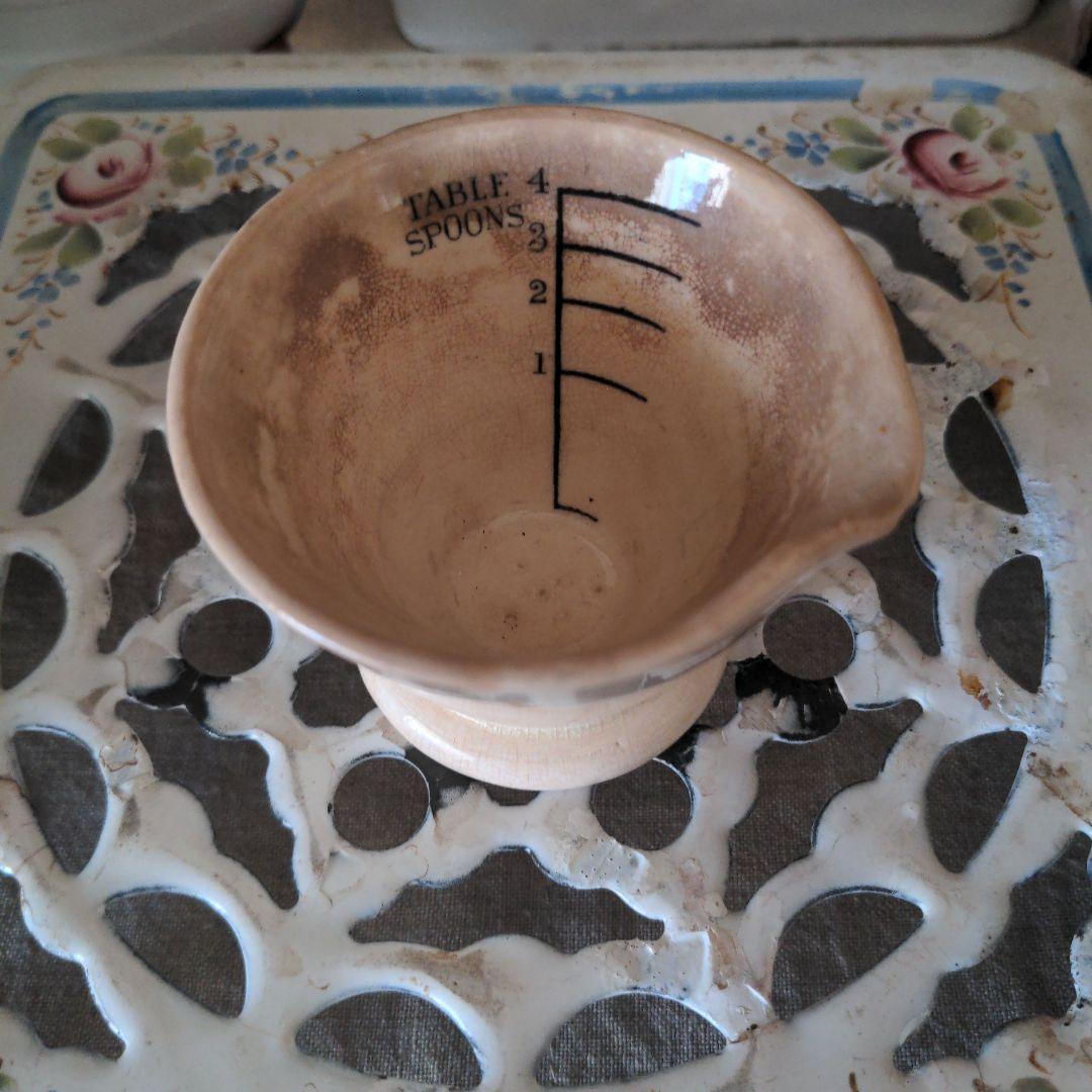 クレイユモントロー可愛いコンフィチュールポット TABLESPOONSミルク色