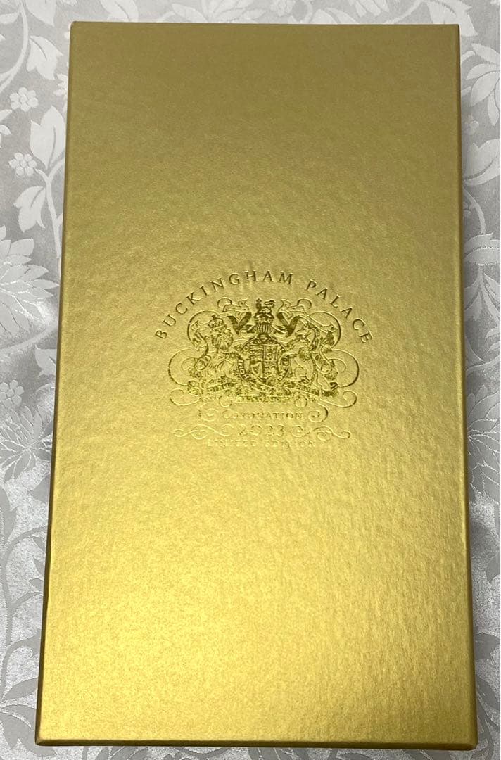 バッキンガムパレス限定　メリーソート　チャールズ国王　コロネーション　テディベア