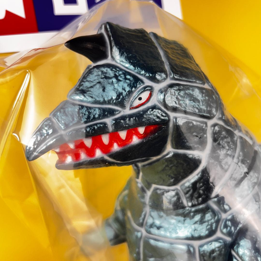 ドリームロケット　ドラコ　怪獣フィギュア　ソフビ