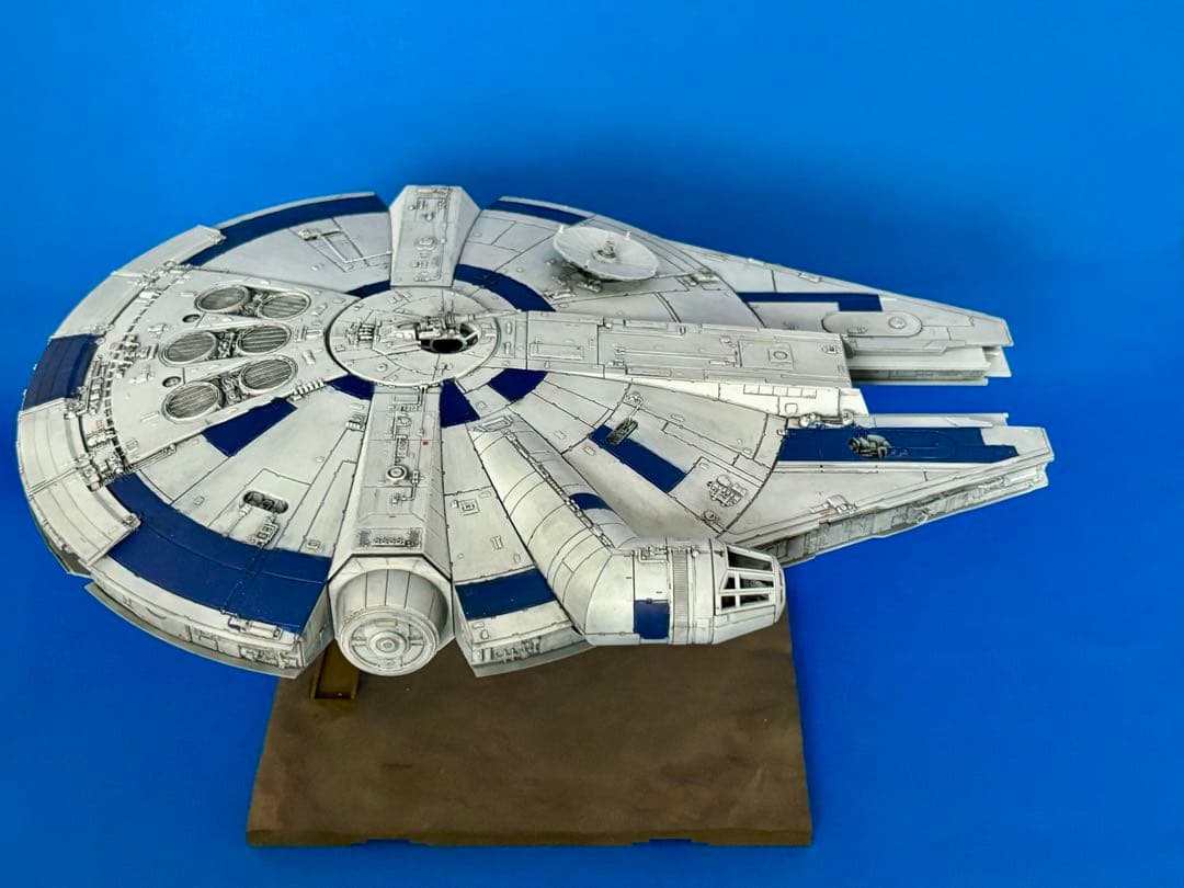 バンダイ スターウォーズ 1/144 ミレニアム・ファルコン ランド(2)完成品