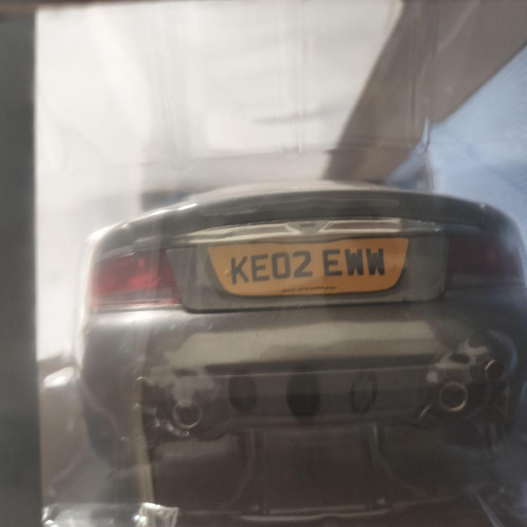 未開封 007ダイ・アナザー・デイ アストンマーティン V12 Vanquish