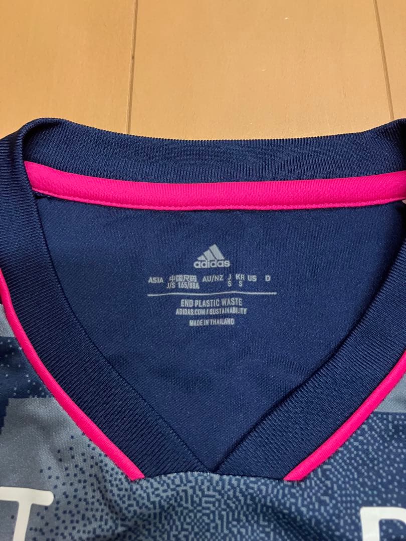 横浜Fマリノス　横浜Denaベイスターズ　コラボ　ユニフォーム　サッカー