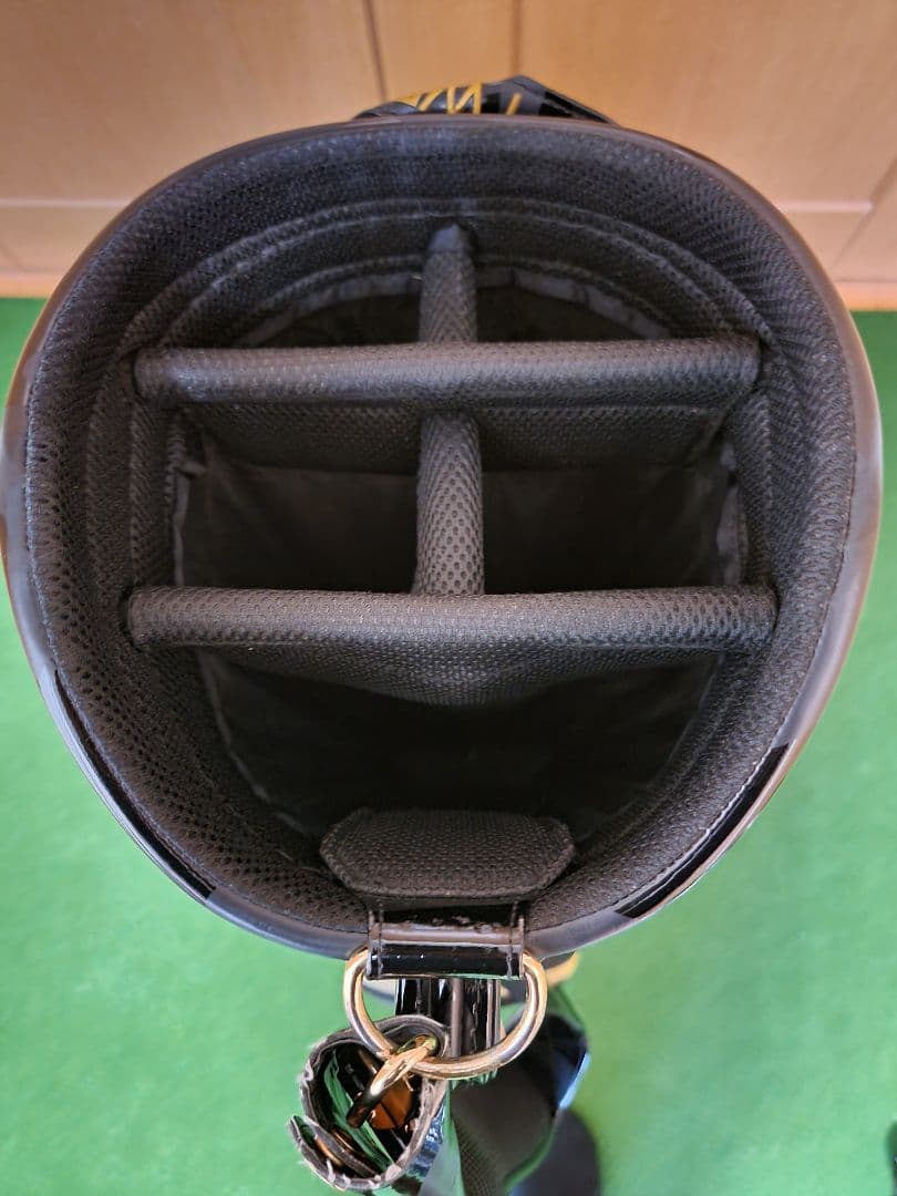 送料無料　V12　キャディバッグ　ヘッドカバー5個付