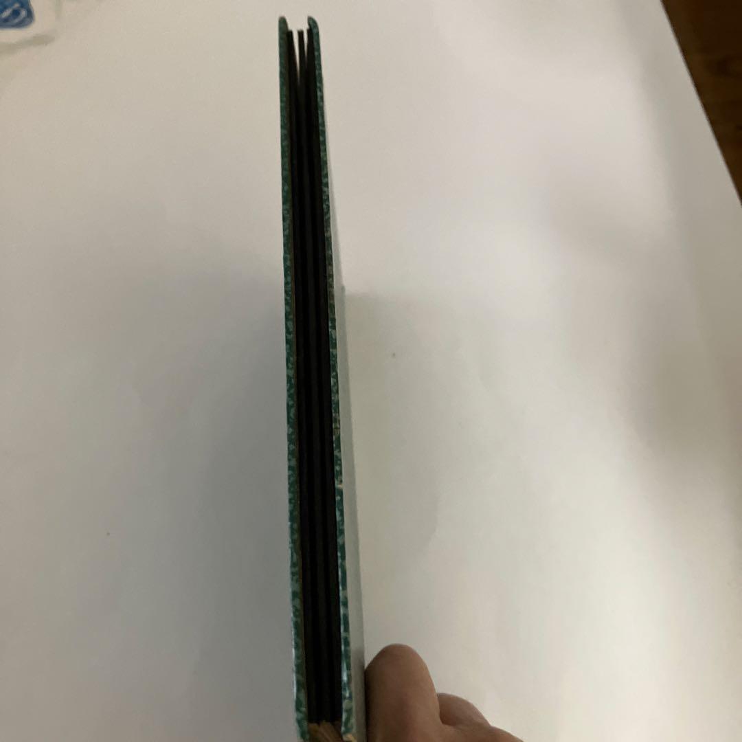 中華民国　古い切手　アルバム付き