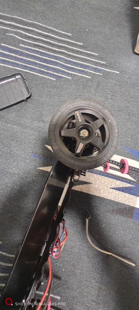 Nissan ラジコンカー