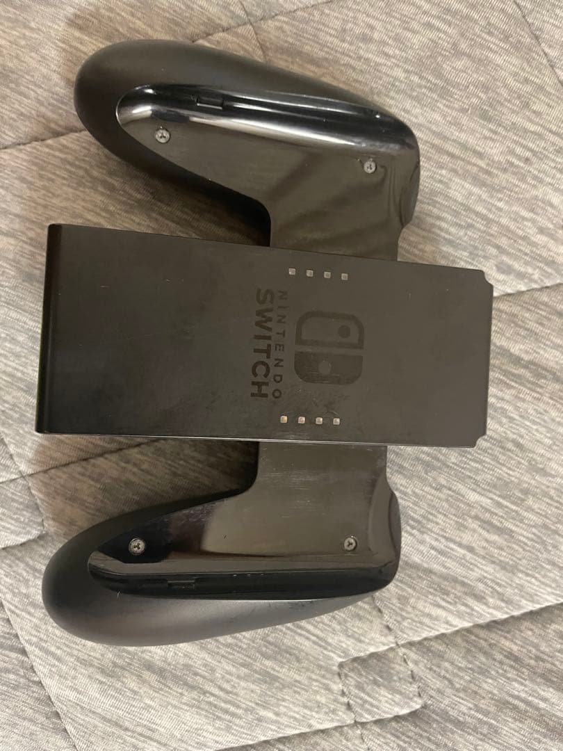 中古　Nintendo Switch　※説明を一読ください。