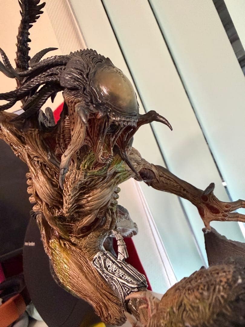 #1184 ホットトイズ　プレデリアン　ウルフ　プレデター