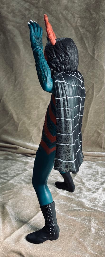 完成品　ビリケン商会　蜘蛛男　リアルモデルキットシリーズ