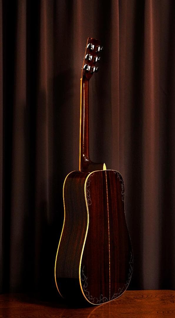 ★MORRIS Wシリーズ　ストリートミュージシャンに贈る舞台【彫刻装飾ギター】