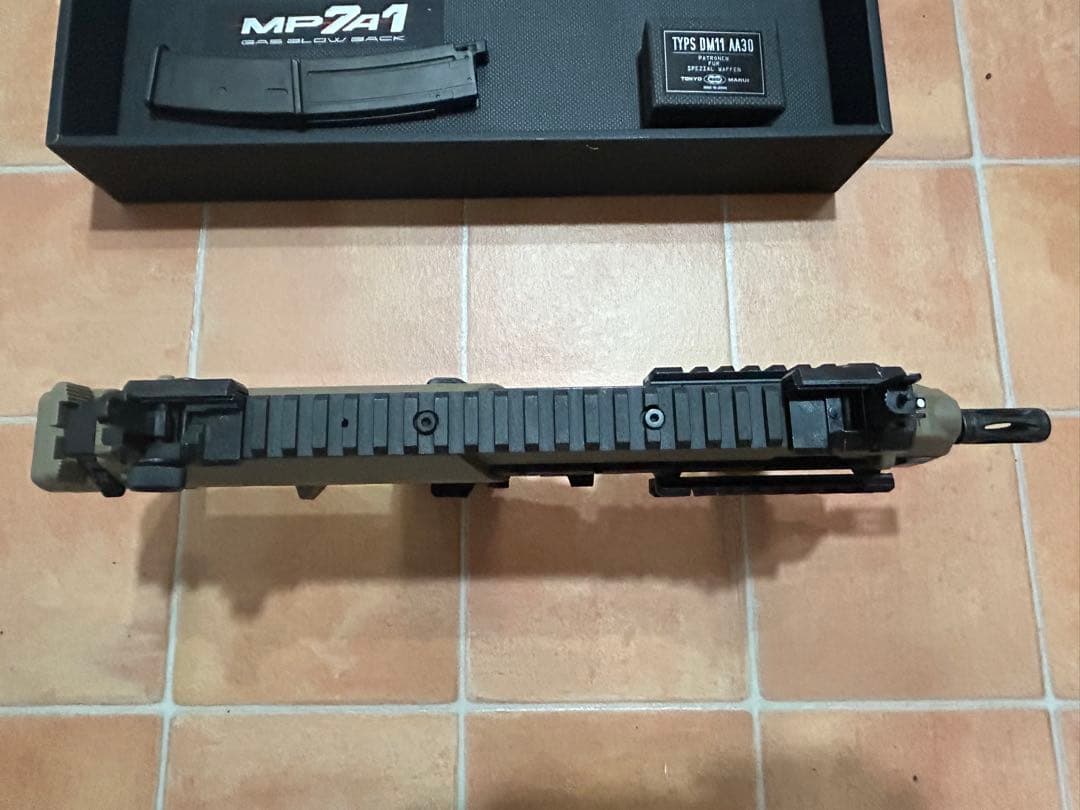 18禁 東京マルイ MP7A1 ガスガン タンカラー サブマシンガン サバゲー