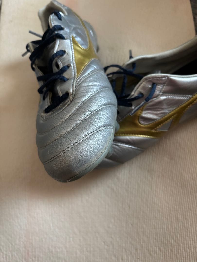 ミズノ　サッカースパイク モレリア　dna モレリアネオ4