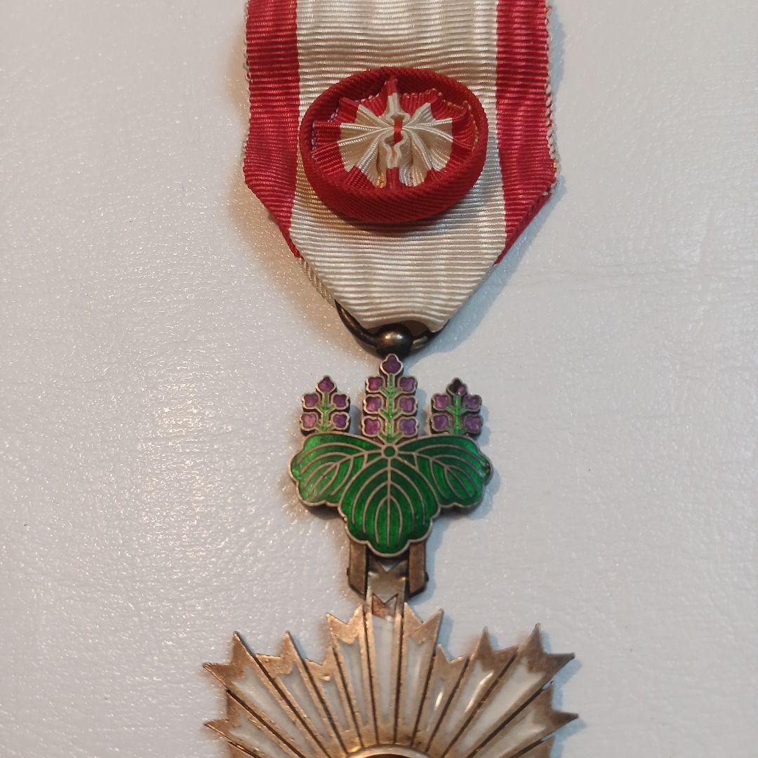 勲四等旭日小綬章