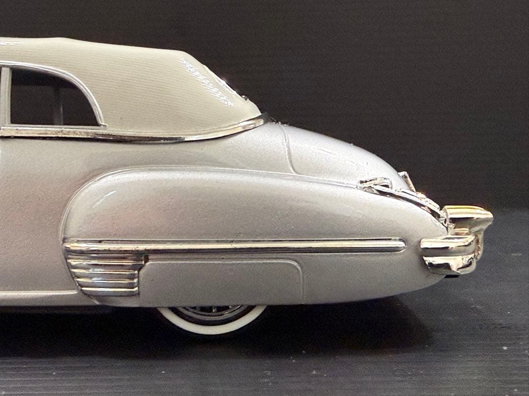 【1947年】キャデラック　ローライダー(新品)【 1/24スケール】JADA