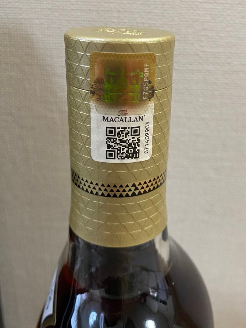 【未開封】The Macallan 18年 シングルモルト700ml 2022
