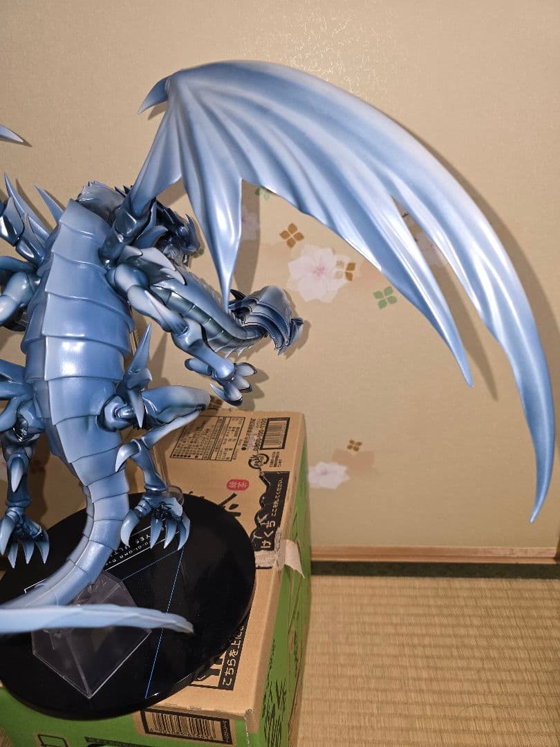 遊戯王 青眼の究極竜 フィギュア あみあみ