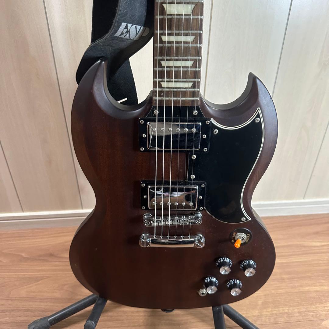 ソリッドギタ-ケース付き SG Epiphone
