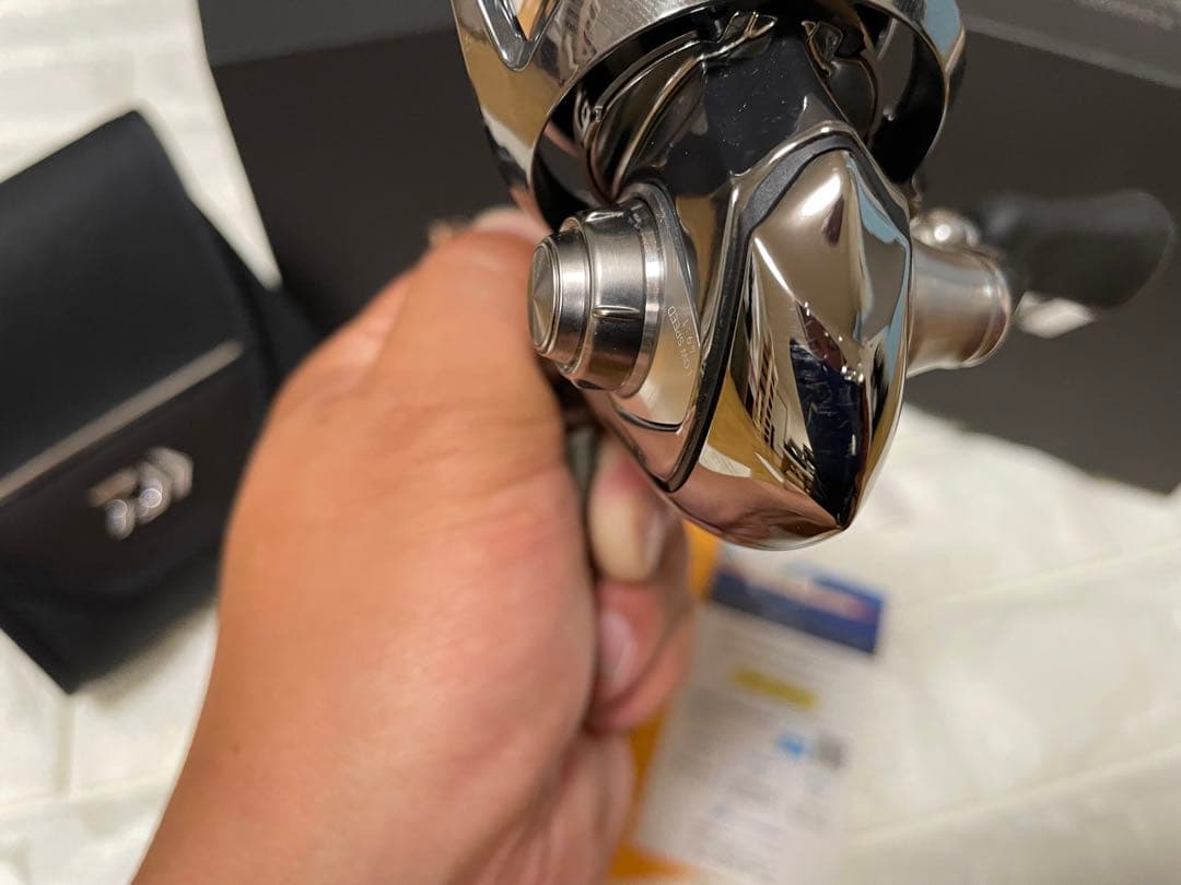 本日限定価格　22イグジスト LT2000S-P