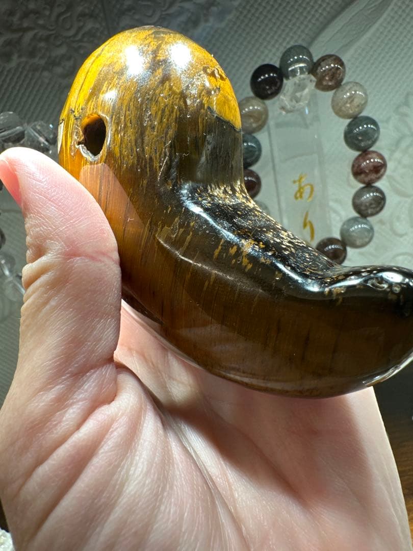 天然石 タイガーアイ 勾玉 大型 234g