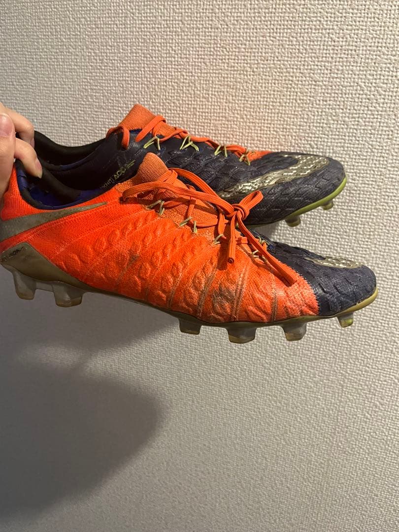 サッカースパイク ハイパーヴェノム 27.0